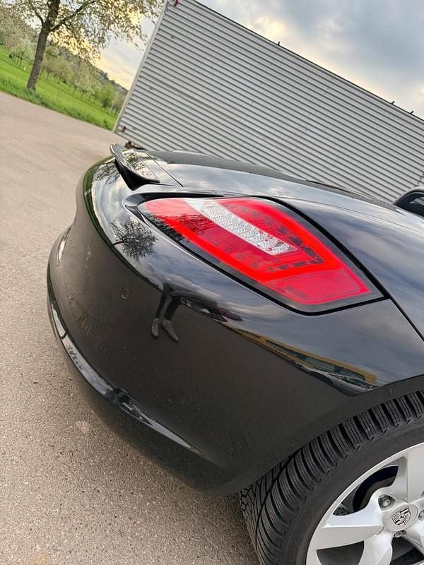 Second-hand Porsche Boxster Basis 245 CP (180 kW) 2007 Negru Cabrio