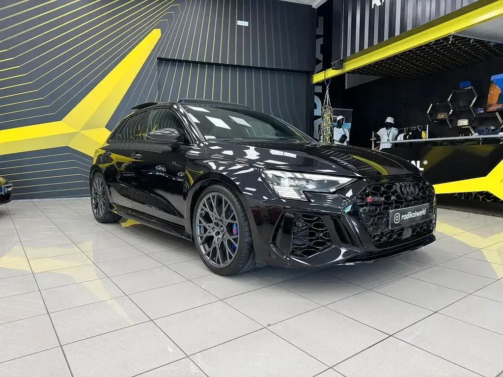 Gebraucht Audi RS3 Performance 407 PS (299 kW) 2023 Blau Limousine