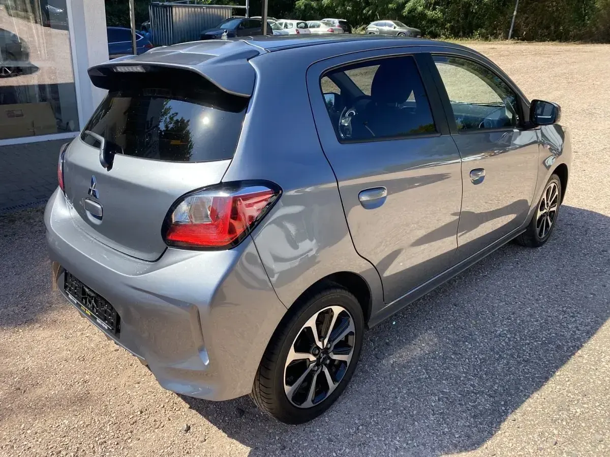 Gebraucht Mitsubishi Space Star Spirit+ 71 PS (52 kW) 2021 Silber Kleinwagen