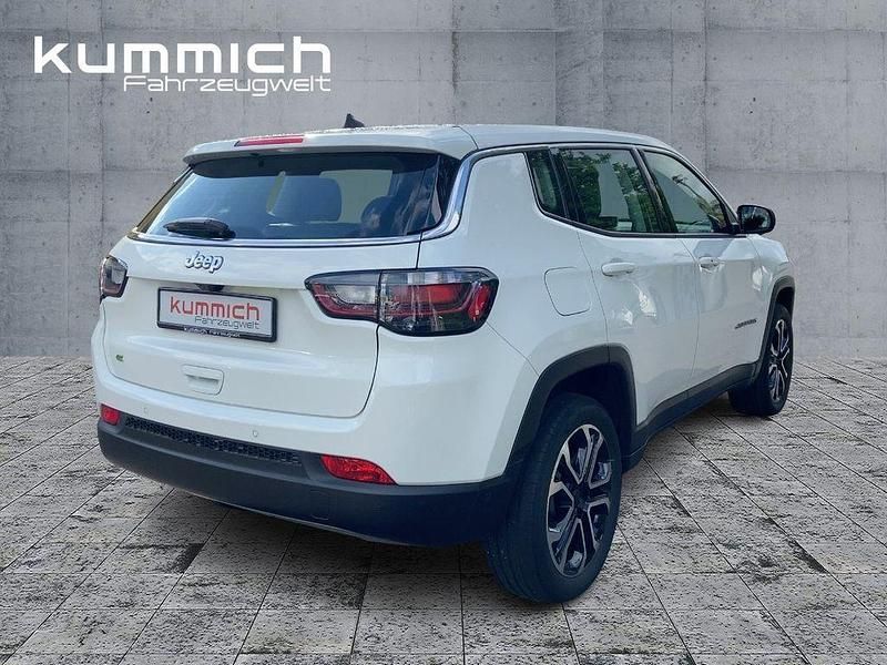Gebraucht Jeep Compass Altitude 131 PS (96 kW) 2024 Weiß SUV