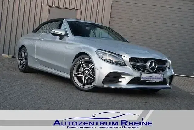 Używany Mercedes C220 AMG 194 KM (142 kW) 2019 Kabriolet