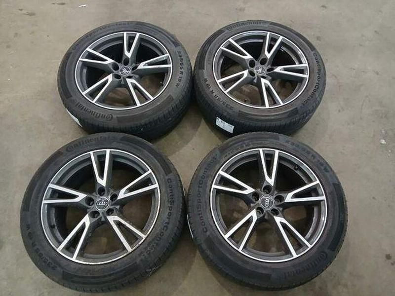 Gebraucht Audi Q5 268 PS (197 kW) 2024 Grau SUV