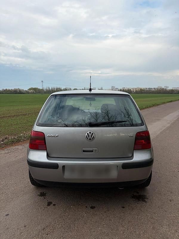 Gebraucht VW Golf IV Edition 105 PS (77 kW) 2002 Grau Kleinwagen