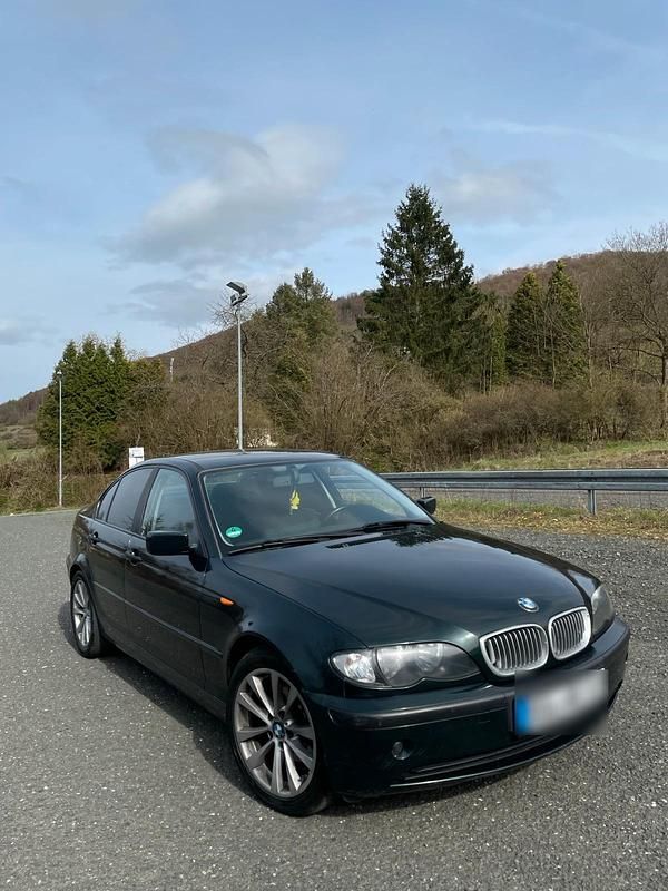 Gebraucht BMW 318 2001 Grün Limousine