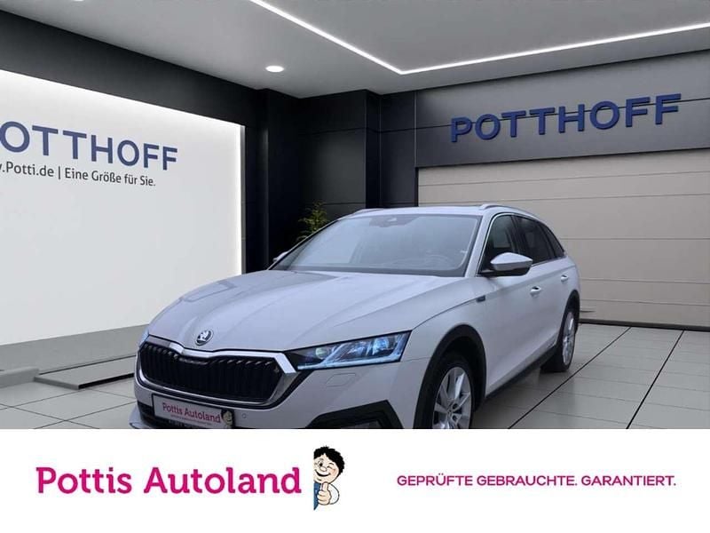 Weiss Gebraucht 2023 Skoda Octavia Kombi | 25.577 € (Superpreis) - Bild 1/4
