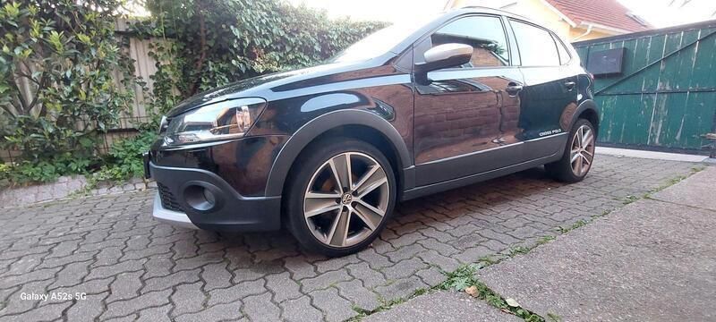 Schwarz Gebraucht 2011 VW Polo Cross Kleinwagen | 7.000 € (Fairer Preis) - Bild 1/4