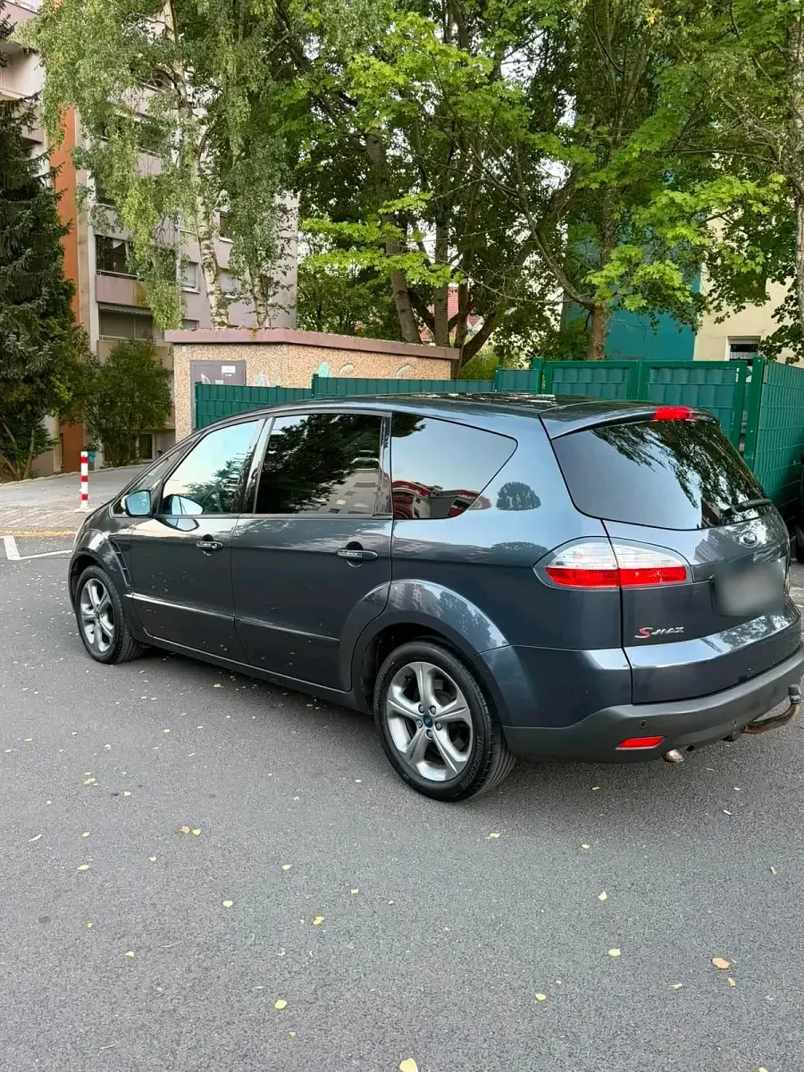 Gebraucht Ford S-MAX S 140 PS (102 kW) 2009 Grau Van / Kleinbus