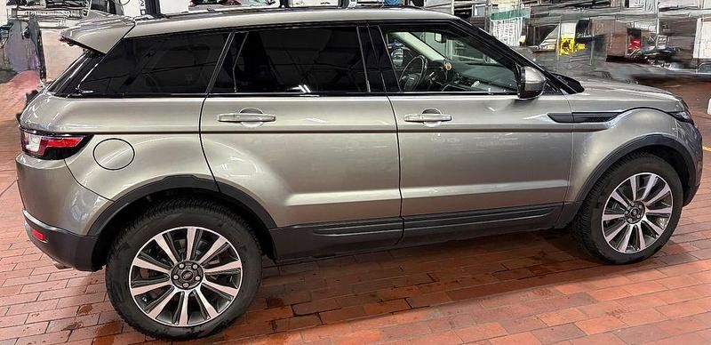Silber Gebraucht 2018 Land Rover Range Rover evoque Skyview Edition SUV | 19.490 € (Superpreis) - Bild 1/4