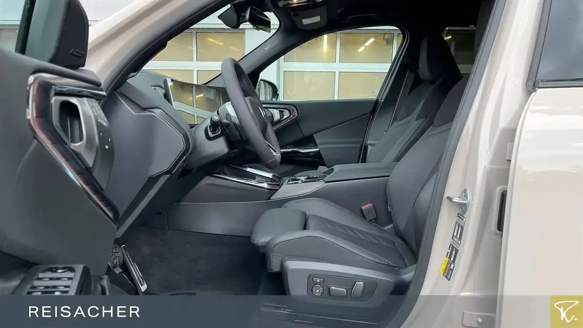 Neu BMW X3 Performance 299 PS (219 kW) 2026 Dune grey metallic SUV