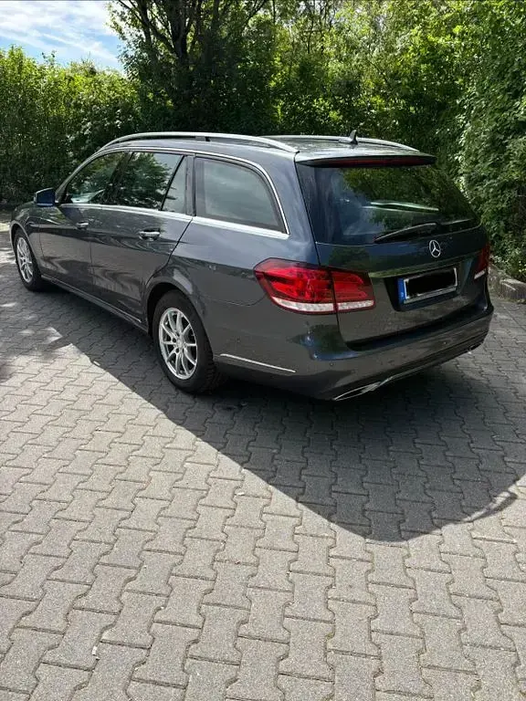 Usata Mercedes E200 Avantgarde 136 CV (100 kW) 2014 Grigio Berlina