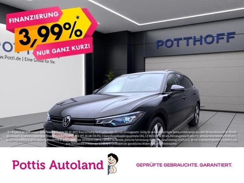 Grenadillschwarz metallic Gebraucht 2025 VW Passat Business Kombi | 34.377 € (Superpreis) - Bild 1/4