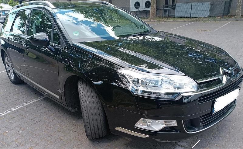 Schwarz Gebraucht 2013 Citroën C5 Kombi | 5.000 € (Fairer Preis) - Bild 1/4