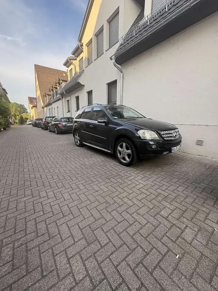 Gebraucht Mercedes ML320 224 PS (164 kW) 2006 SUV