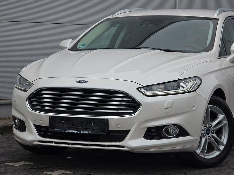 Gebraucht Ford Mondeo Titanium 179 PS (131 kW) 2016 Weiß Kombi