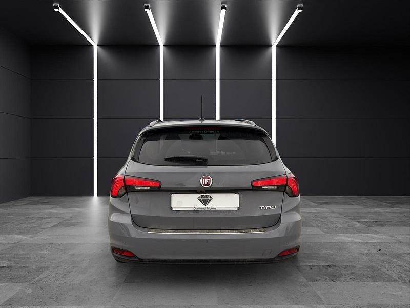 Gebraucht Fiat Tipo S 120 PS (88 kW) 2019 Grau Kombi