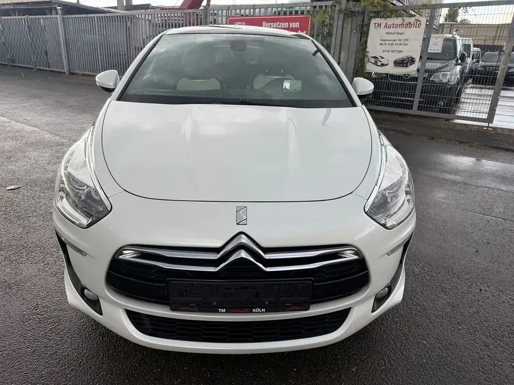 Gebraucht Citroën DS5 So Chic 190 PS (139 kW) 2012 Weiß Kleinwagen