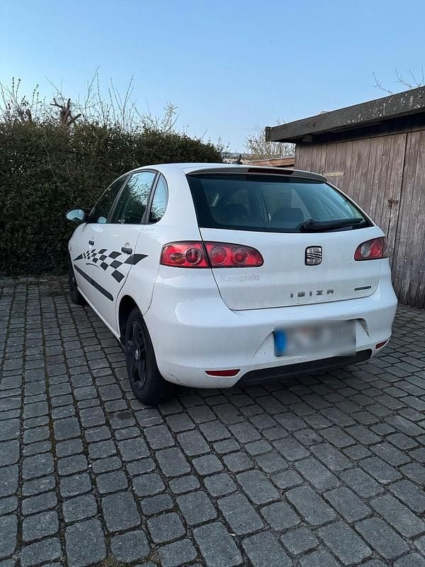 Gebraucht Seat Ibiza 80 PS (58 kW) 2008 Weiß Kleinwagen