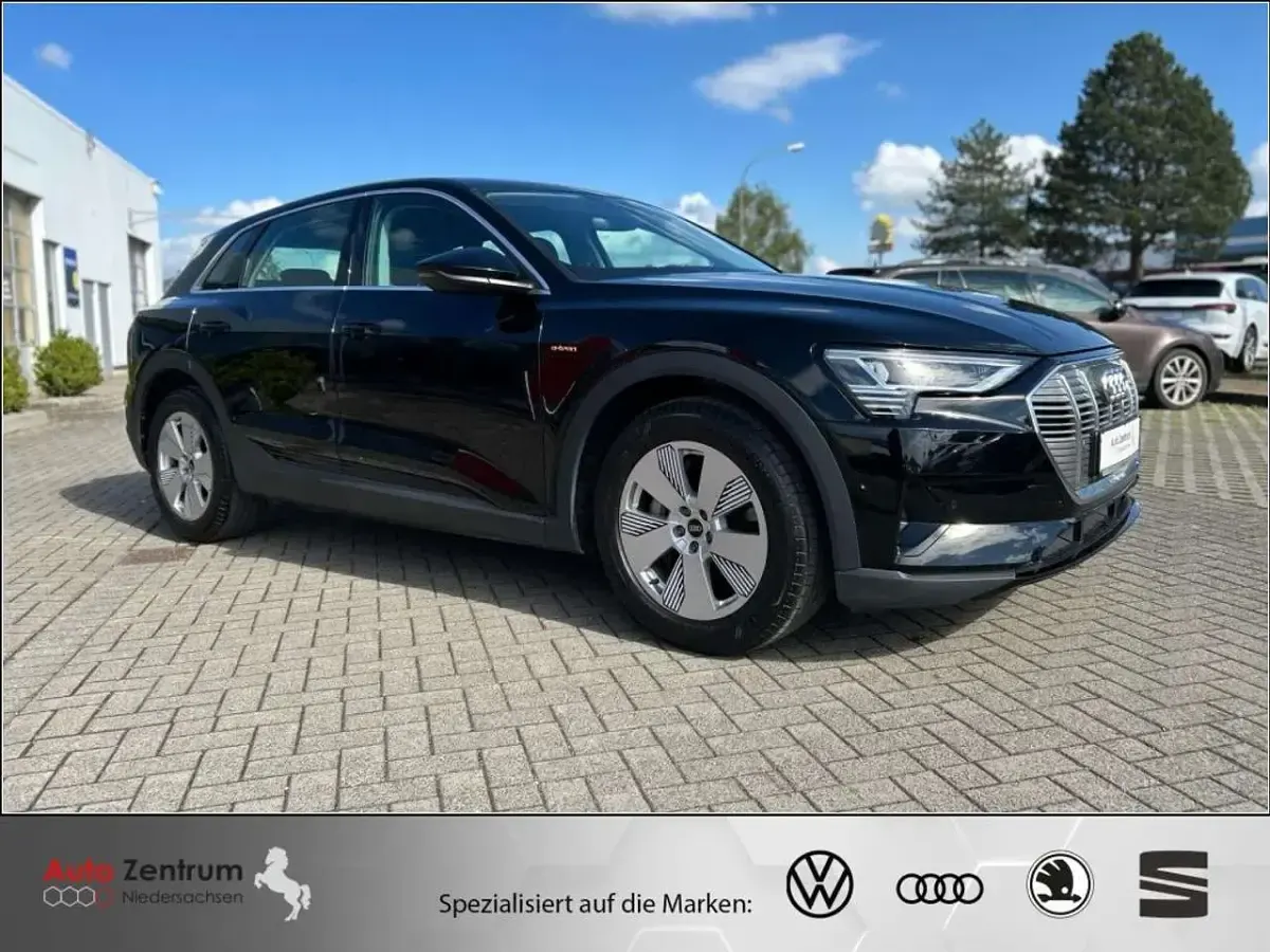 Gebraucht Audi e-tron Sport 230 kW (313 PS) 2022 Schwarz SUV
