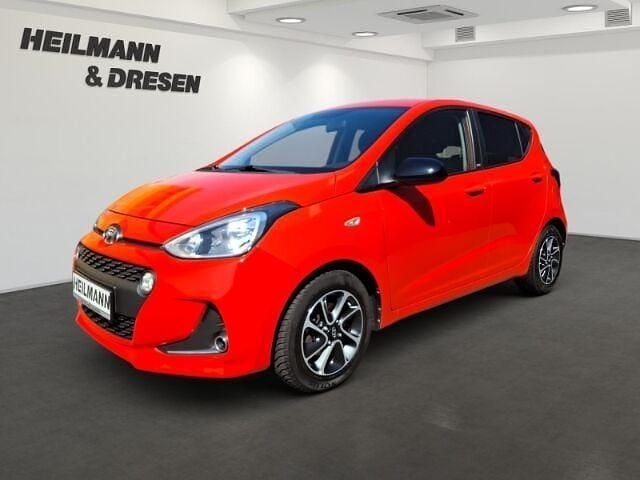 Rot Gebraucht 2019 Hyundai i10 YES! Kleinwagen | 10.950 € (Guter Preis) - Bild 1/4