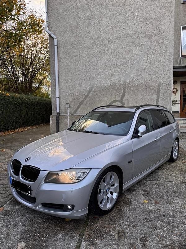 Gebraucht BMW 318 160 PS (117 kW) 2008 Silber Kombi