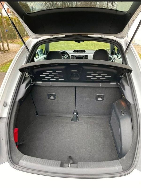 Gebraucht VW Beetle Cup 160 PS (117 kW) 2014 Weiß Kleinwagen