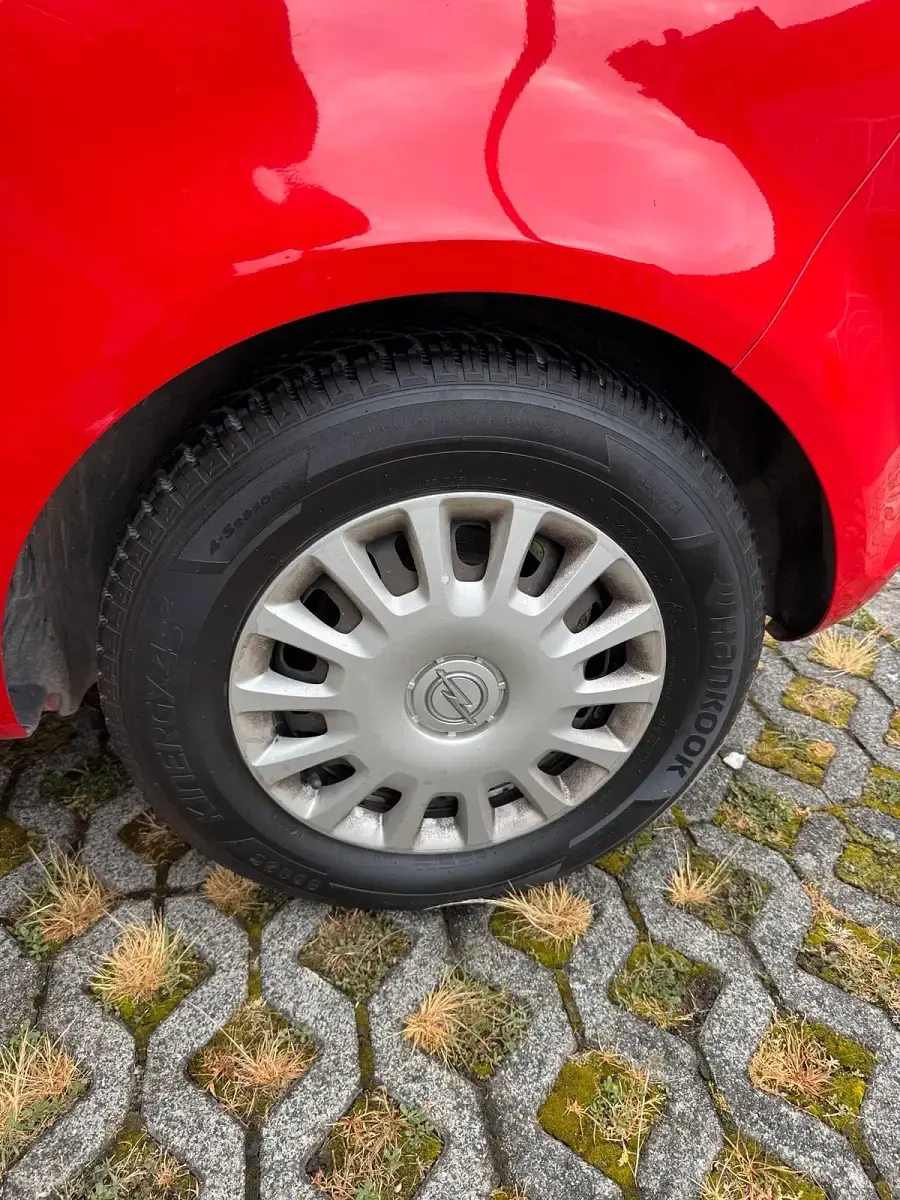 Gebraucht Opel Corsa Color Edition 2014 Rot Kleinwagen