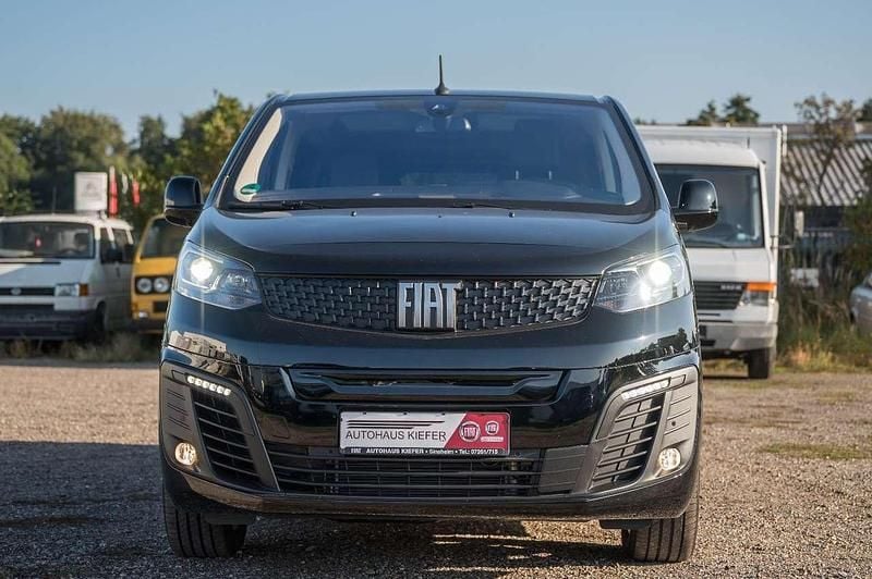 Gebraucht Fiat E-Ulysse Lounge 100 kW (136 PS) 2022 Perl schwarz metallic Van / Kleinbus