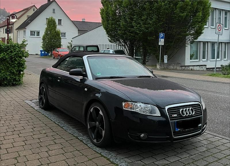 Schwarz Gebraucht 2006 Audi A4 Cabriolet Basis Cabrio | 4.900 € - Bild 1/4