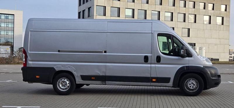 Gebraucht Citroën Jumper 177 PS (130 kW) 2013 Silber Van / Kleinbus
