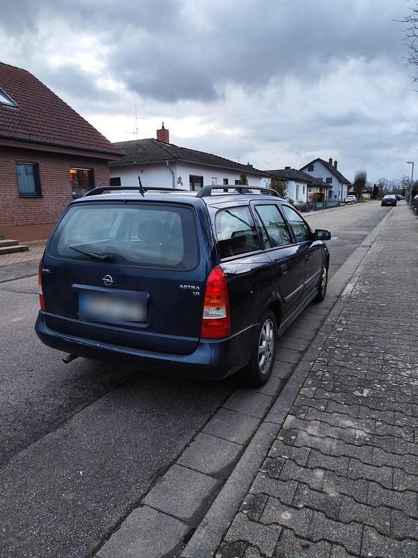 Gebraucht Opel Astra 75 PS (55 kW) 2000 Blau Kombi