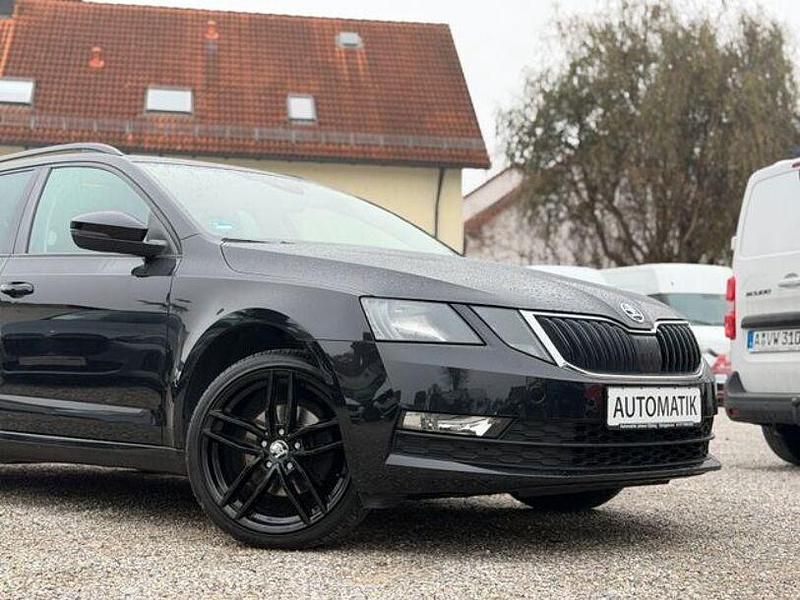Gebraucht Skoda Octavia Ambition 210 PS (154 kW) 2020 Schwarz Limousine