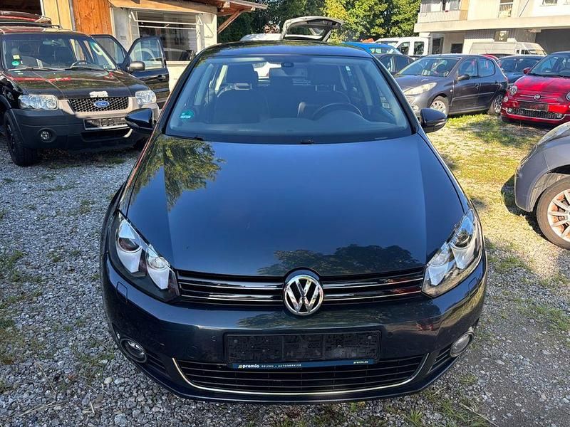 Blau Gebraucht 2010 VW Golf VI Highline Limousine | 5.800 € (Fairer Preis) - Bild 1/4