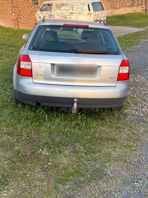 Gebraucht Audi A4 131 PS (96 kW) 2001 Silber Kombi