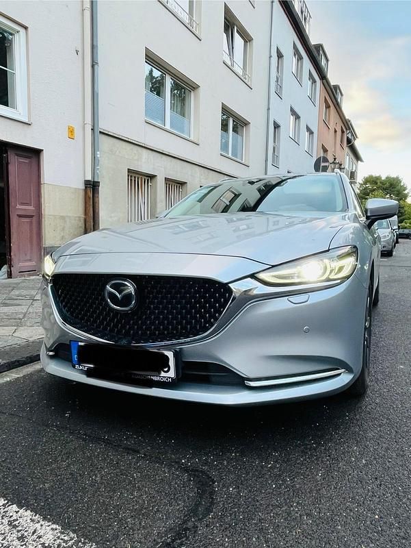 Silber Gebraucht 2019 Mazda 6 Kombi | 12.000 € (Superpreis) - Bild 1/4