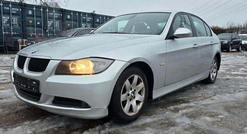 Gebraucht BMW 318 Advantage 129 PS (94 kW) 2007 Silber Limousine