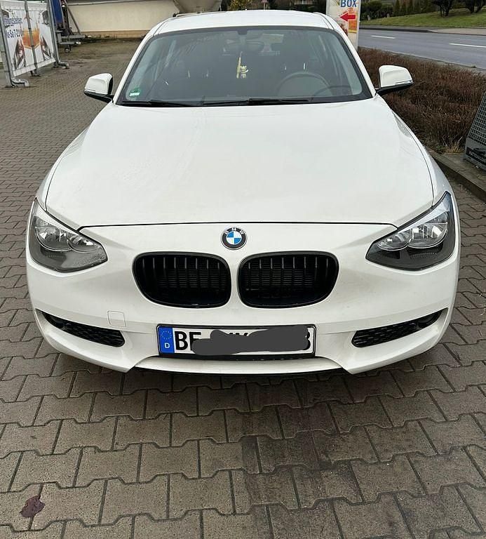 Gebraucht BMW 116 136 PS (100 kW) 2012 Weiß Kleinwagen
