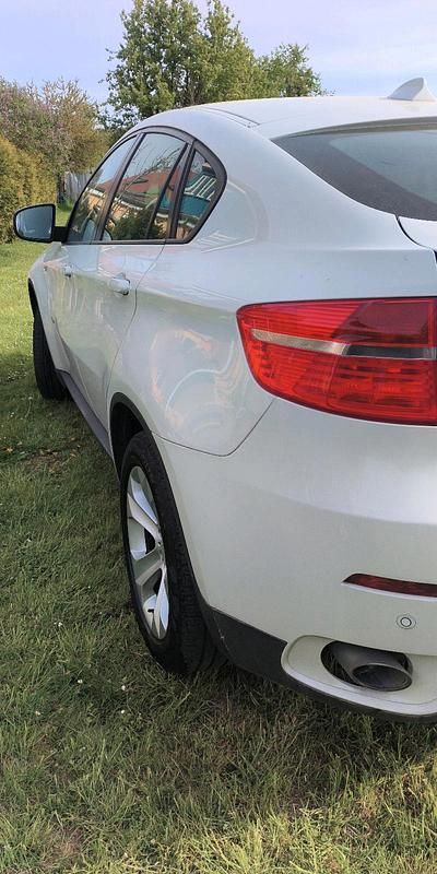 Second-hand BMW X6 238 CP (175 kW) 2009 Alb SUV