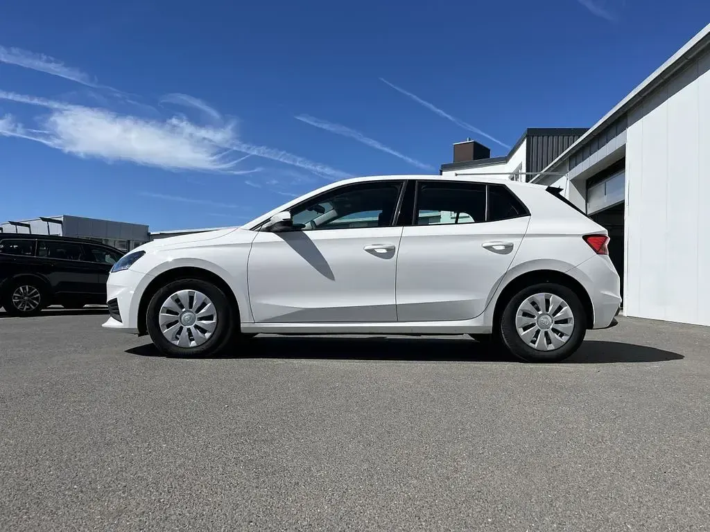 Używany Skoda Fabia Active 65 KM (47 kW) 2022 Biały Hatchback