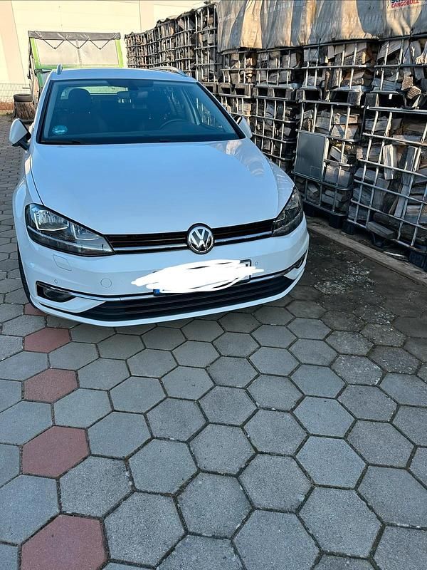 Gebraucht VW Golf VII Join 110 PS (80 kW) 2018 Weiß Kombi