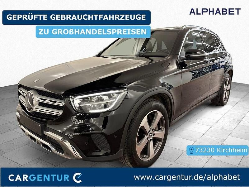 Gebraucht Mercedes GLC300e 306 PS (225 kW) 2021 Schwarz SUV