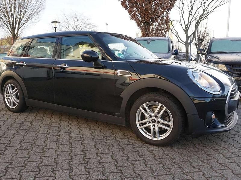 Midnight black metallic Gebraucht 2017 Mini One Clubman Kombi | 9.000 € (Fairer Preis) - Bild 1/4