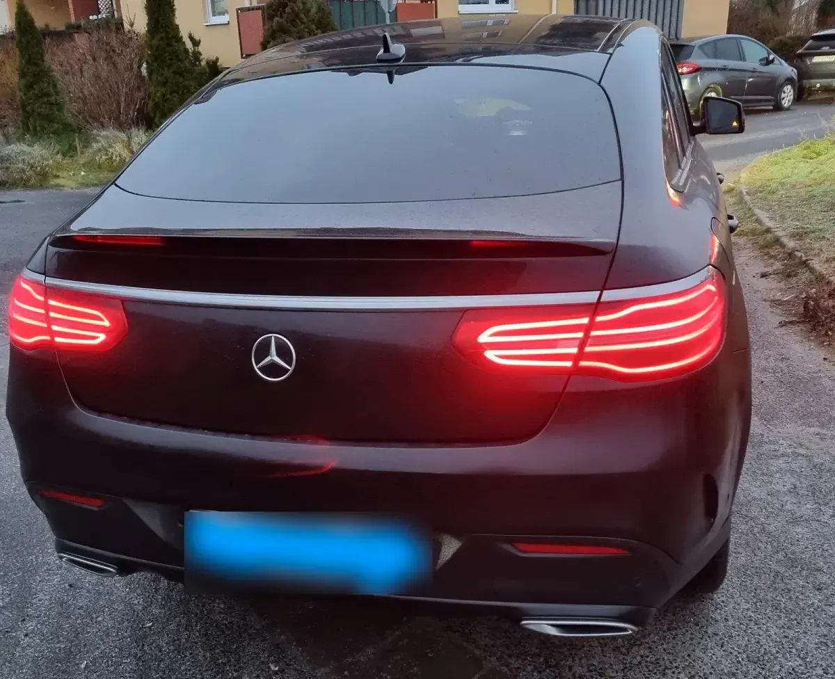 Gebraucht Mercedes GLE350 258 PS (189 kW) 2018 Schwarz SUV