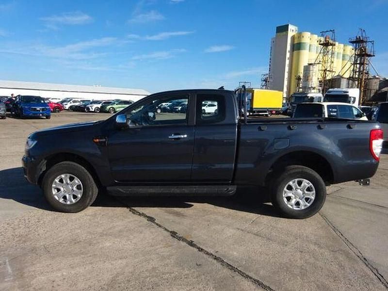 Gebraucht Ford Ranger XLT 170 PS (125 kW) 2022 Royalgrau met. Pickup