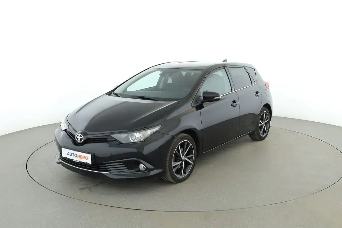 Gebraucht Toyota Auris Team 116 PS (85 kW) 2019 Kleinwagen