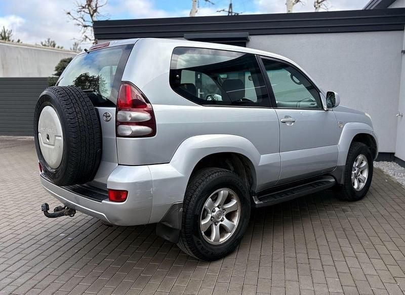Gebraucht Toyota Land Cruiser 166 PS (122 kW) 2006 Silber SUV