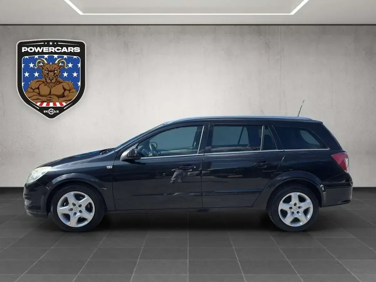 Gebraucht Opel Astra Catch Me 116 PS (85 kW) 2007 Saphirschwarz mi2 Kombi