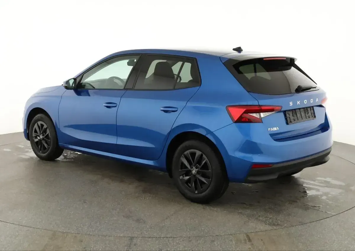 Nowe Skoda Fabia Selection 116 KM (85 kW) 2026 Niebieski Hatchback