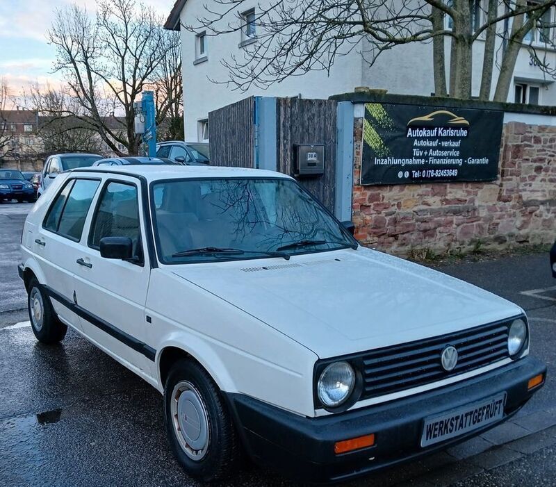 Weiß Gebraucht 1990 VW Golf II Limousine | 3.399 € - Bild 1/4