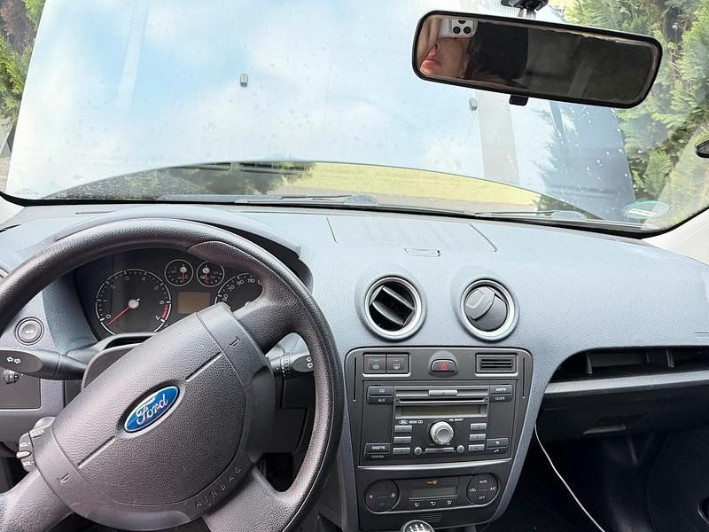 Gebraucht Ford Fusion 101 PS (74 kW) 2008 Grau Kleinwagen