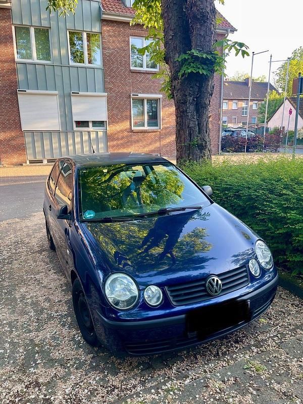 Blau Gebraucht 2006 VW Polo Sportline Limousine | 500 € (Superpreis) - Bild 1/1
